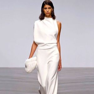 Urban asymmetric one shoulder top and pants set